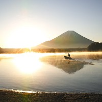 冬の精進湖は富士山と日の出がサイコ～!!